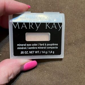 NWOT Mary Kay Mineral Eye Color-Honey Spice